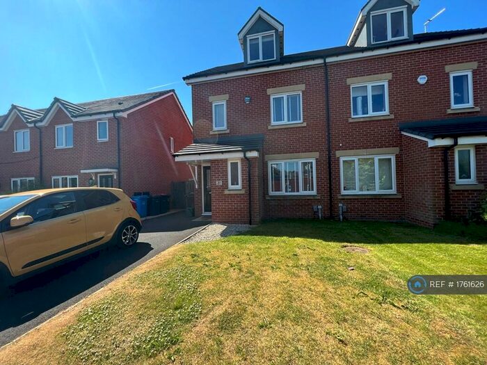 4 Bedroom Semi-Detached House To Rent In Old Mill, Manchester, M28