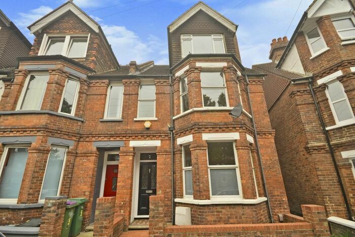 6 Bedroom Semi-Detached House To Rent In Radnor Park Crescent, Folkestone, CT19