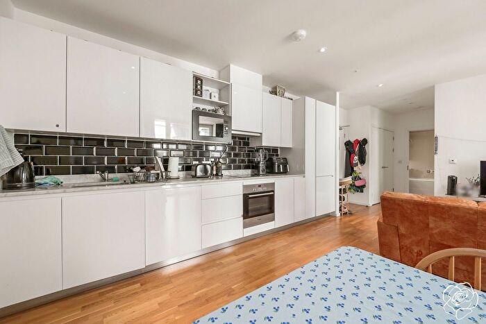 2 Bedroom Flat For Sale In Festive Mansions, Napa Close, Stratford, E20