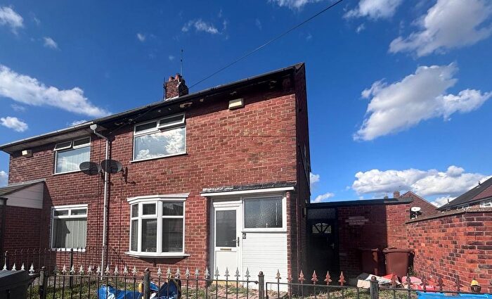 2 Bedroom Semi-Detached House To Rent In Larne Road, Hull, HU9