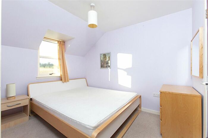 2 Bedroom End Of Terrace House To Rent In Younger Gardens, St Andrews, Fife, KY16