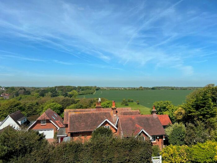 5 Bedroom Detached House For Sale In The Droveway, St Margarets Bay, Kent, CT15