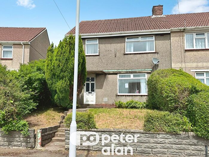 3 Bedroom Semi-Detached House For Sale In Peris Road, Penlan, Swansea, SA5