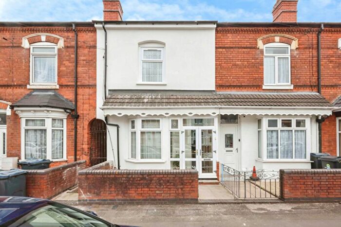 4 Bedroom Terraced House For Sale In Kenilworth Road, Birmingham, West Midlands, B20