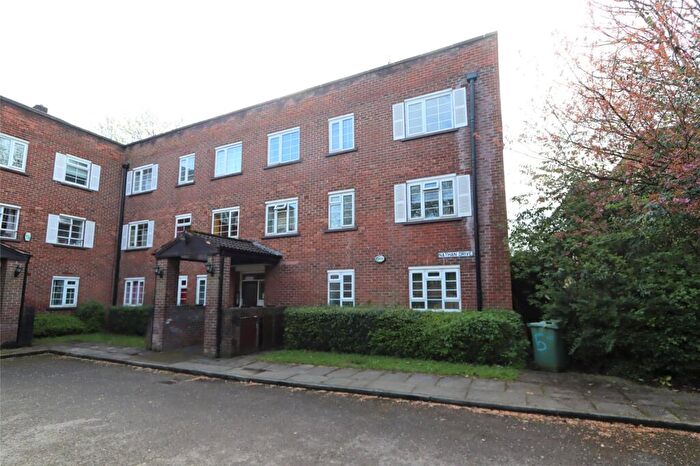 2 Bedroom Apartment To Rent In Nathan Drive, Salford, Greater Manchester, M3