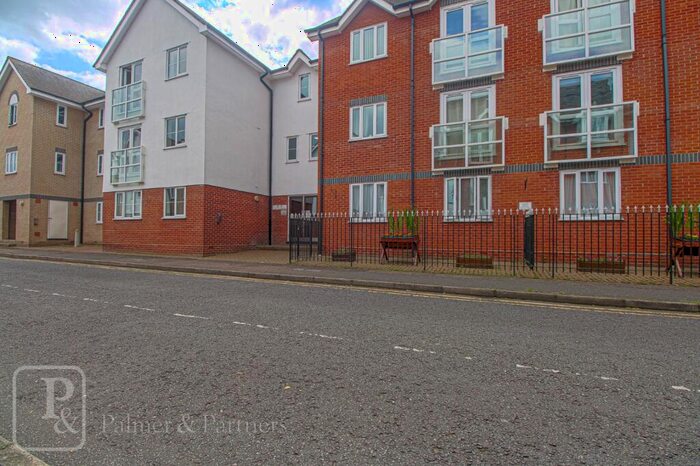 1 Bedroom Apartment To Rent In Victoria Chase, Colchester, Essex, CO1