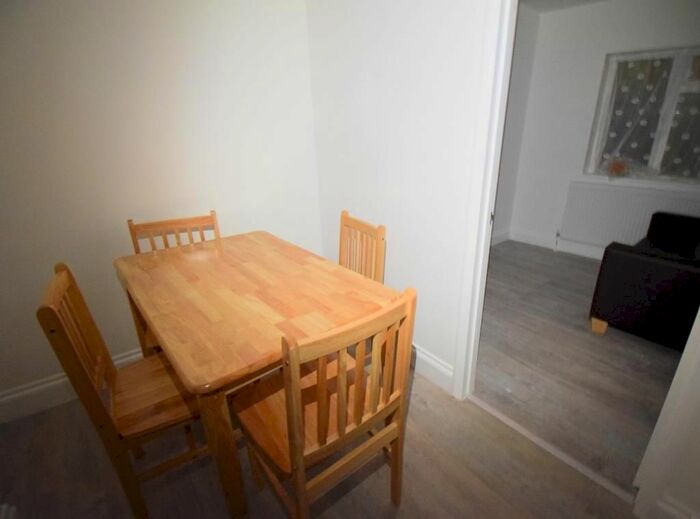 1 Bedroom Flat To Rent In Brockley Road, London, SE4