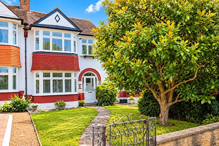 3 Bedroom Terraced House For Sale In Holly Crescent, Beckenham, BR3