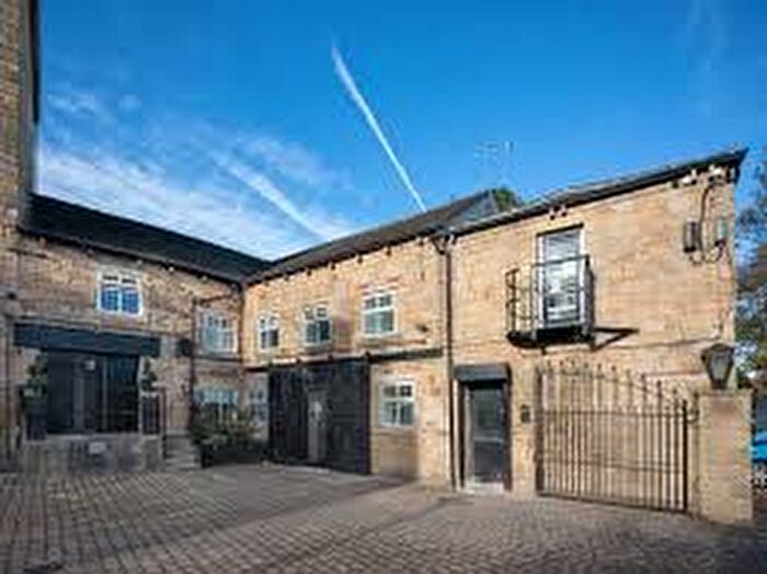 2 Bedroom Flat To Rent In Sandford Place, Leeds, LS5