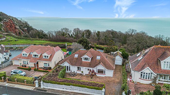 6 Bedroom Detached House For Sale In Redcliffe Road, Torquay, TQ1