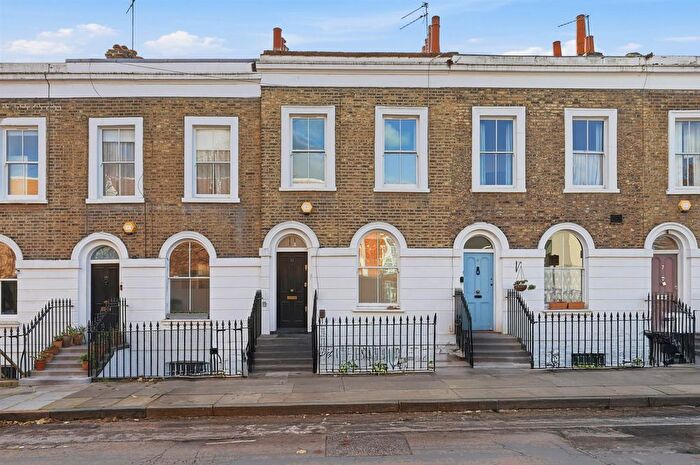 3 Bedroom Property For Sale In Chantry Street, N1