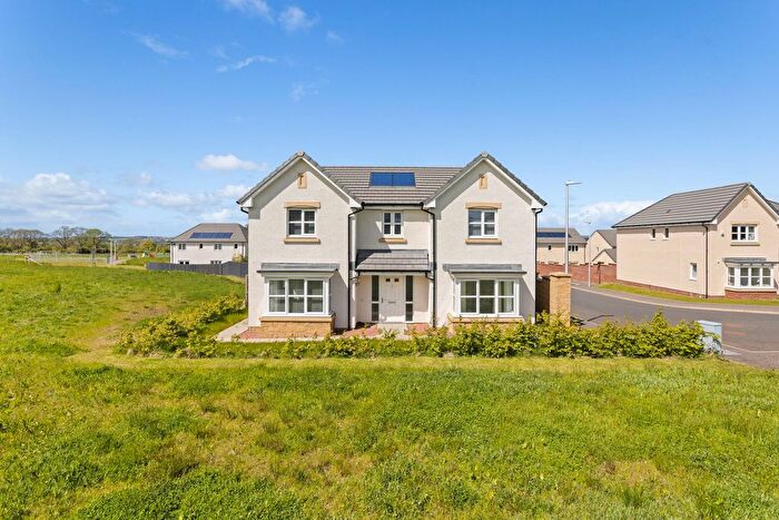 5 Bedroom Detached House For Sale In Brotherton Glade, Livingston, EH54