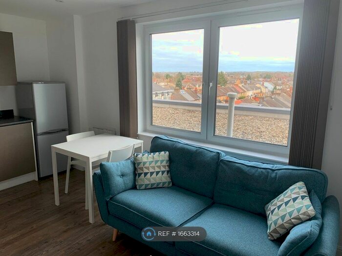 1 Bedroom Flat To Rent In West Central, Slough, SL2