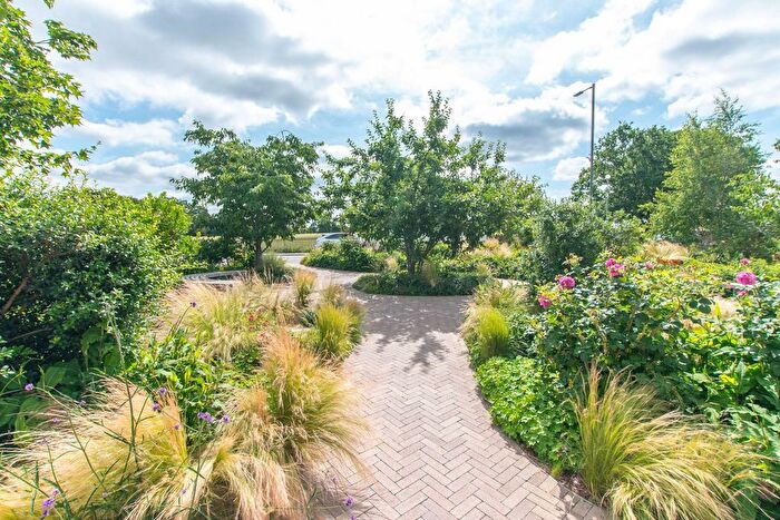 2 Bedroom Flat To Rent In The Maple, Brent Cross, London, NW2