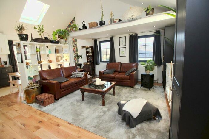 1 Bedroom Apartment To Rent In Woolgrove Road, Hitchin, SG4