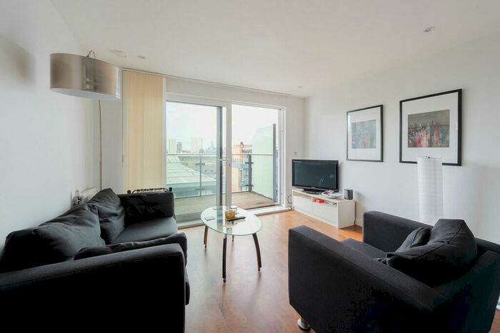 2 Bedroom Apartment To Rent In Cornmill House, Wharf Street, SE8