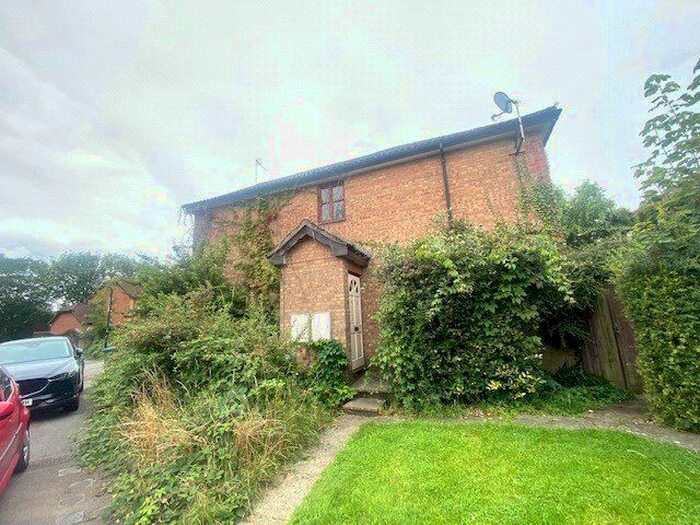 Studio To Rent In Bracklesham Close, Southampton, Hampshire, SO19