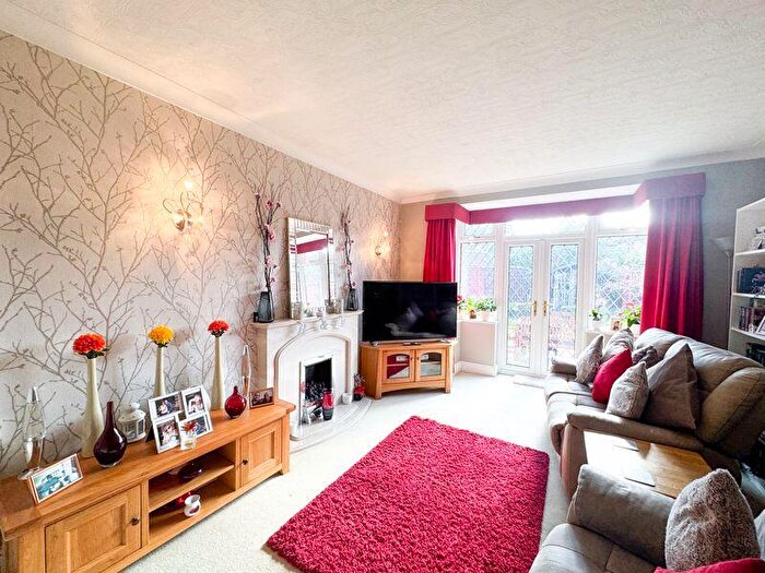 1 Bedroom Flat For Sale In Kingsway Court, Cleethorpes, DN35