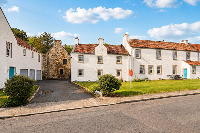3 Bedroom End Of Terrace House For Sale In Pan Ha, Dysart, KY1