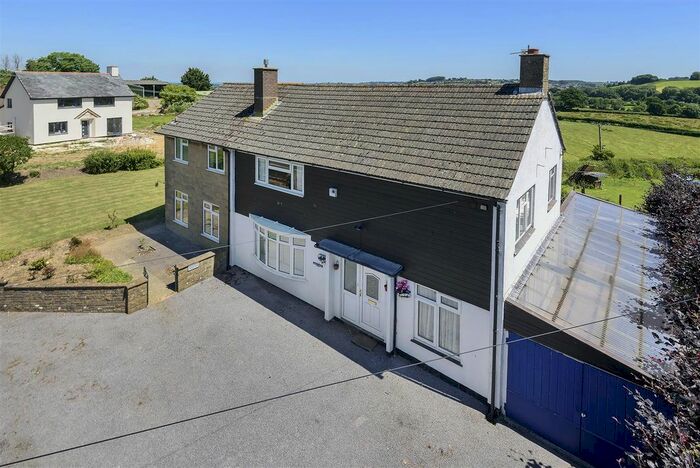 6 Bedroom Detached House For Sale In Donyatt Hill, Ilminster, TA19