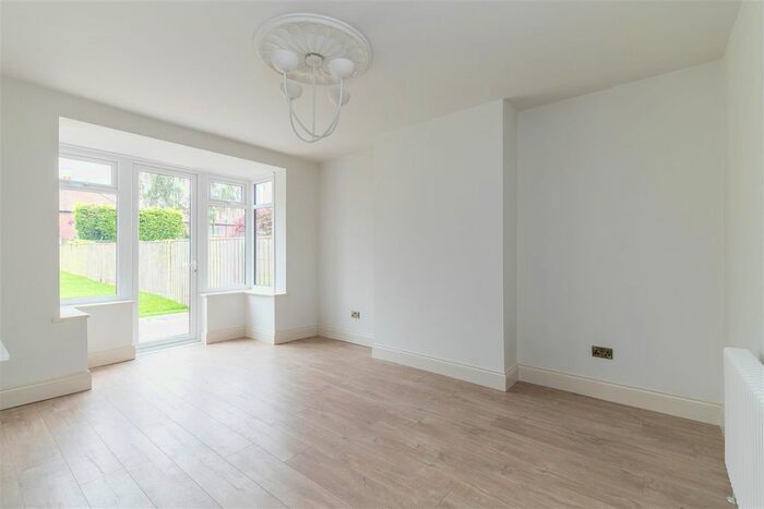 5 Bedroom Semi-Detached House For Sale In Rokeby Drive, Kenton, Newcastle Upon Tyne, NE3