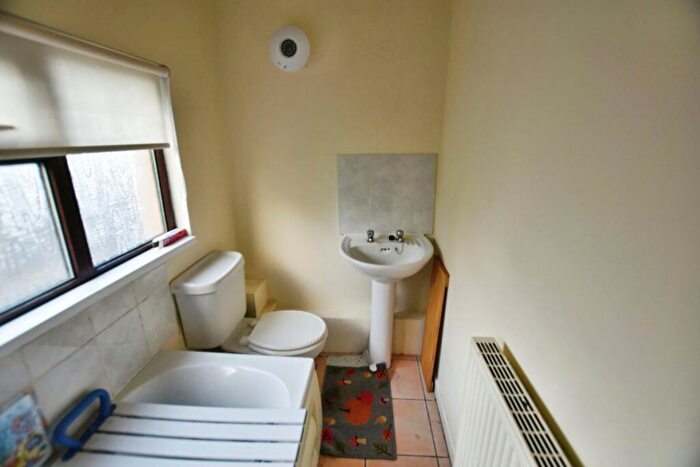 1 Bedroom Cottage For Sale In Minffordd, Pentredwr, Rhosllanerchrugog, Wrexham, LL14