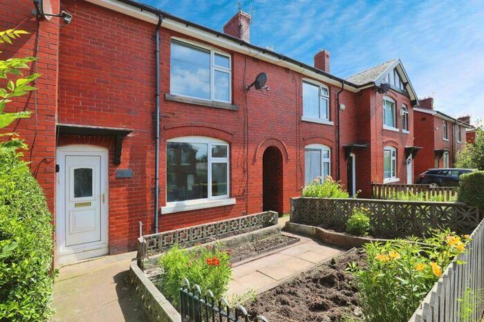 2 Bedroom Terraced House To Rent In Lepp Crescent, Bury, BL8