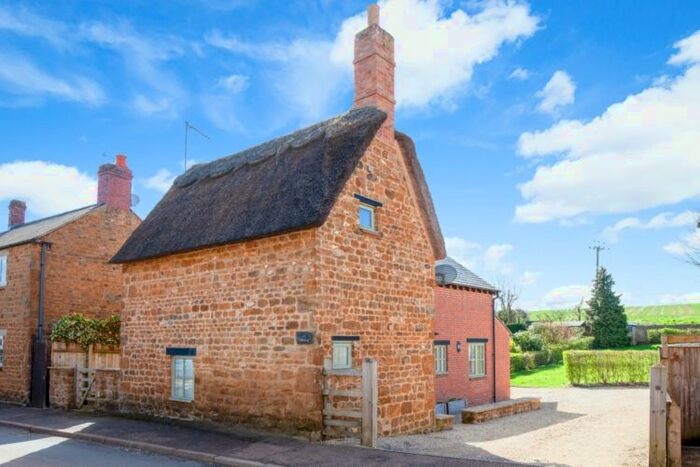 3 Bedroom Detached House To Rent In Main Street, North Newington, Banbury, OX15