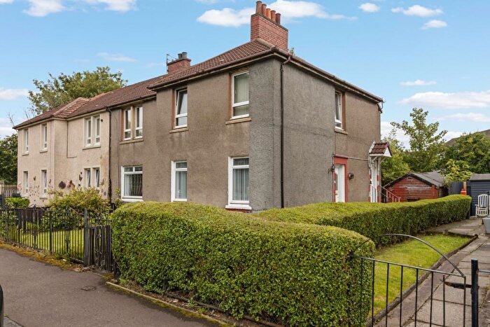 3 Bedroom Flat For Sale In Cornhill Drive, Coatbridge, ML5