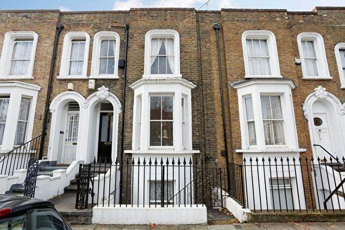 4 Bedroom Terraced House To Rent In Bancroft Road, Mile End, Bethnal Green, Stepney Green, Hackney, London, E1