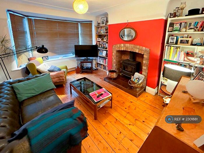 3 Bedroom Semi-Detached House To Rent In Russell Road, Manchester, M16