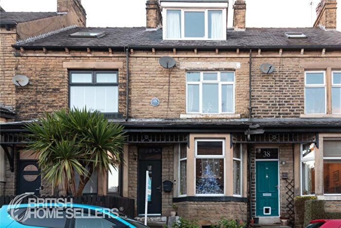 6 Bedroom Terraced House For Sale In Norwood Road, Shipley, West Yorkshire, BD18