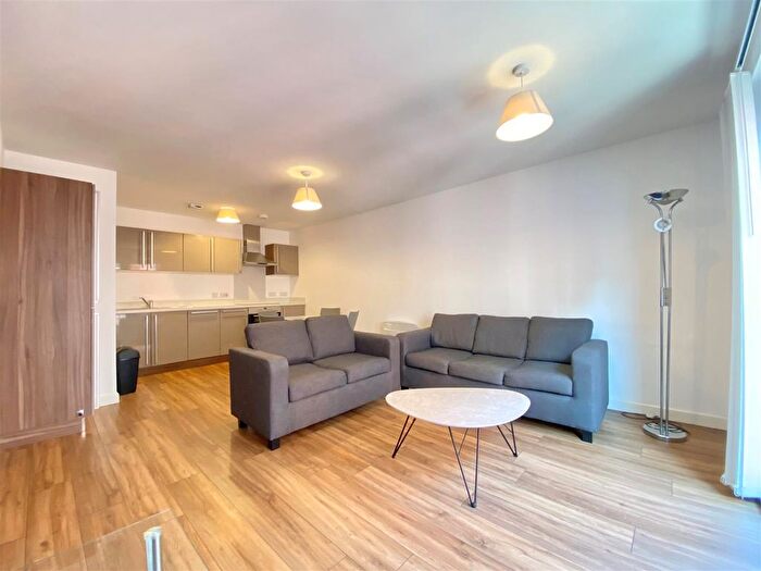 1 Bedroom Flat To Rent In Alto, Sillavan Way, Salford, M3