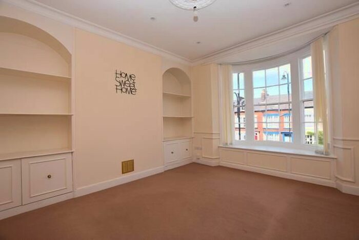 2 Bedroom Flat To Rent In Falsgrave Road, Scarborough, YO12