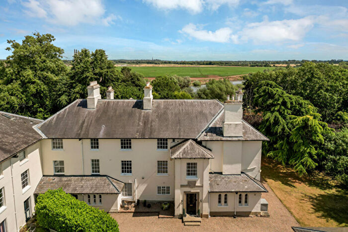 7 Bedroom Country House For Sale In Church Lane, Averham, NG23