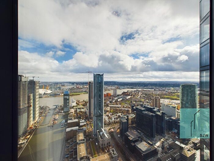 1 Bedroom Apartment To Rent In Marsh Wall, Hampton Tower, E14