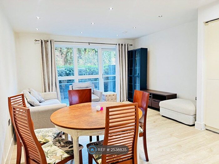 2 Bedroom Flat To Rent In Lyon Road, Harrow, HA1