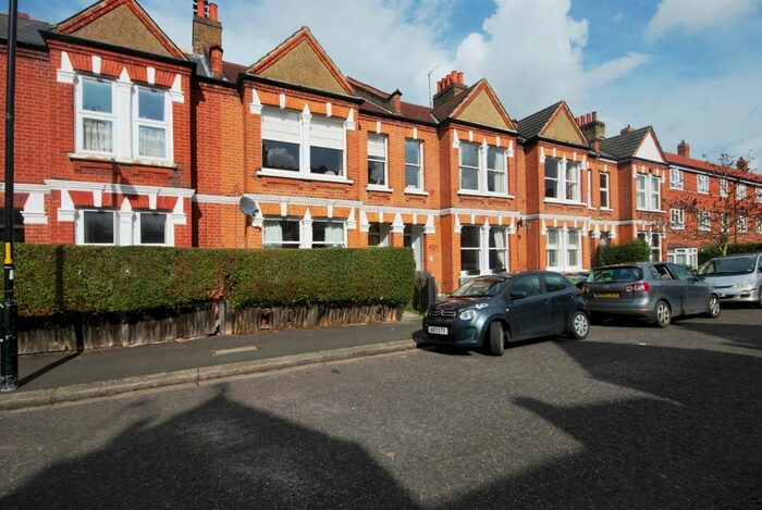 2 Bedroom Flat To Rent In Playfield Crescent, London, SE22