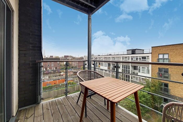 1 Bedroom Flat To Rent In Heath Place, London, E3