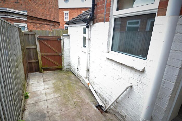 2 Bedroom End Of Terrace House To Rent In Goward Street, Market Harborough, LE16