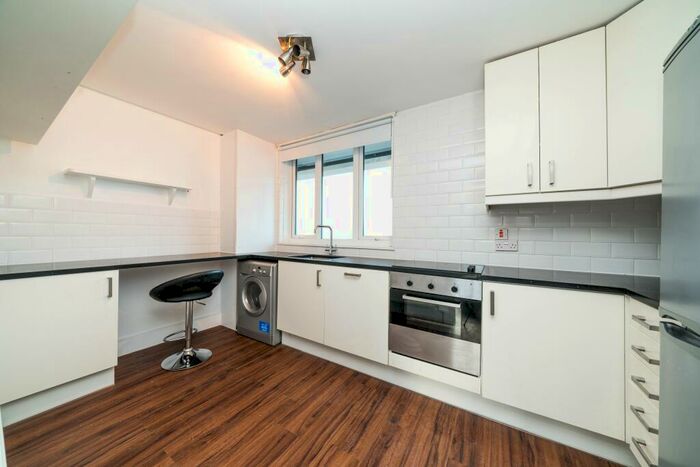 1 Bedroom Flat To Rent In New Place Square, SE16