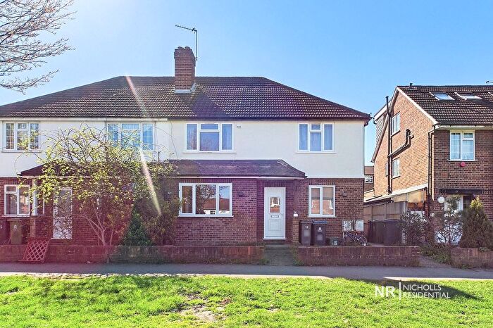 2 Bedroom Maisonette For Sale In Verona Drive, Surbiton, Surrey., KT6