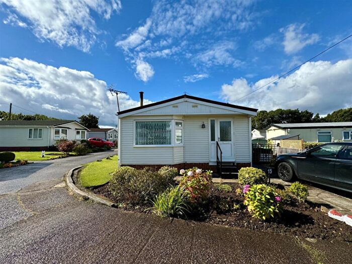 3 Bedroom Park Home For Sale In Oak Drive, Old Mill Lane, Forest Town, Mansfield, NG19