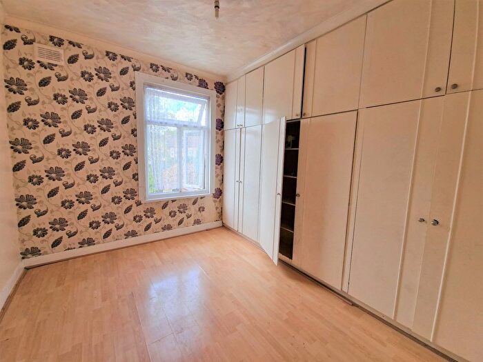 3 Bedroom Terraced House To Rent In Leigh Road, London, E6