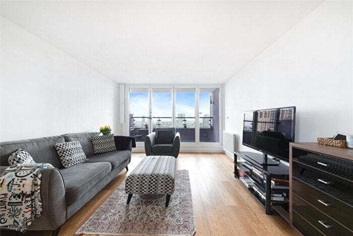 2 Bedroom Apartment To Rent In Rainhill Way, London, E3