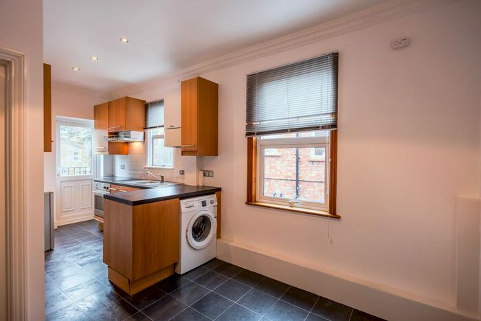 2 Bedroom Flat To Rent In Ealing Park Gardens, London, W5