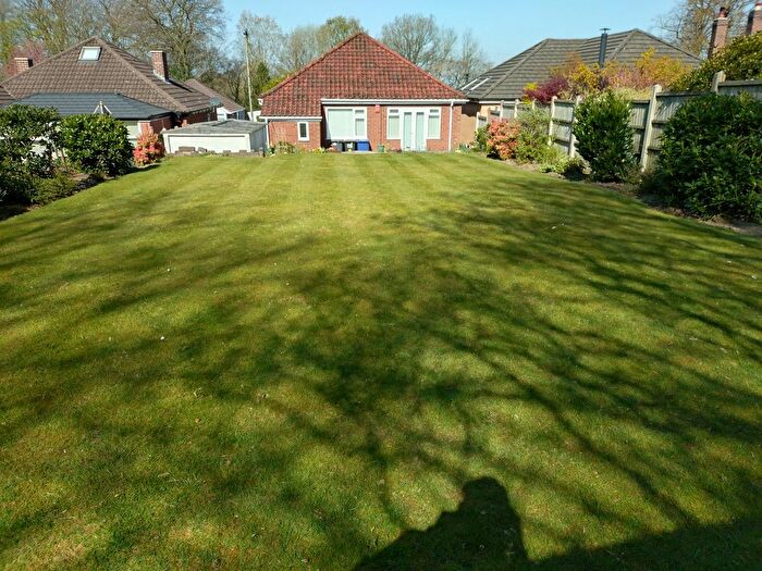 2 Bedroom Detached Bungalow For Sale In Kinnersley Avenue, Clough Hall, Kidsgrove, ST7