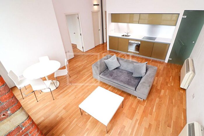 2 Bedroom Flat To Rent In Velvet Mill, BD9