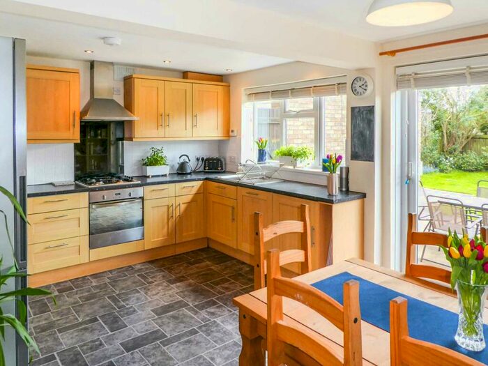 3 Bedroom Semi-Detached House To Rent In Godfrey Close, Radford Semele, Leamington Spa, CV31