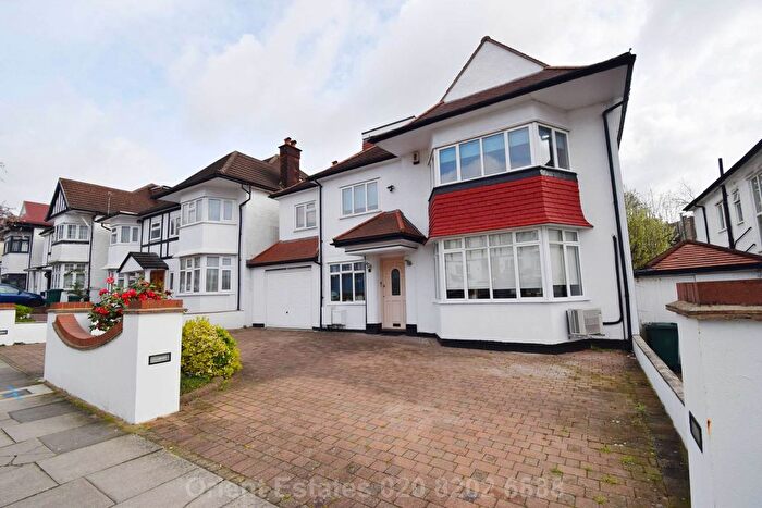7 Bedroom Detached House To Rent In Allington Road, London, NW4